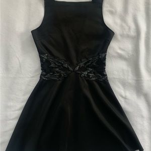 LOVE ADY Formal Black Cocktail Dress with floral embroidery waist Women’s SIZE M